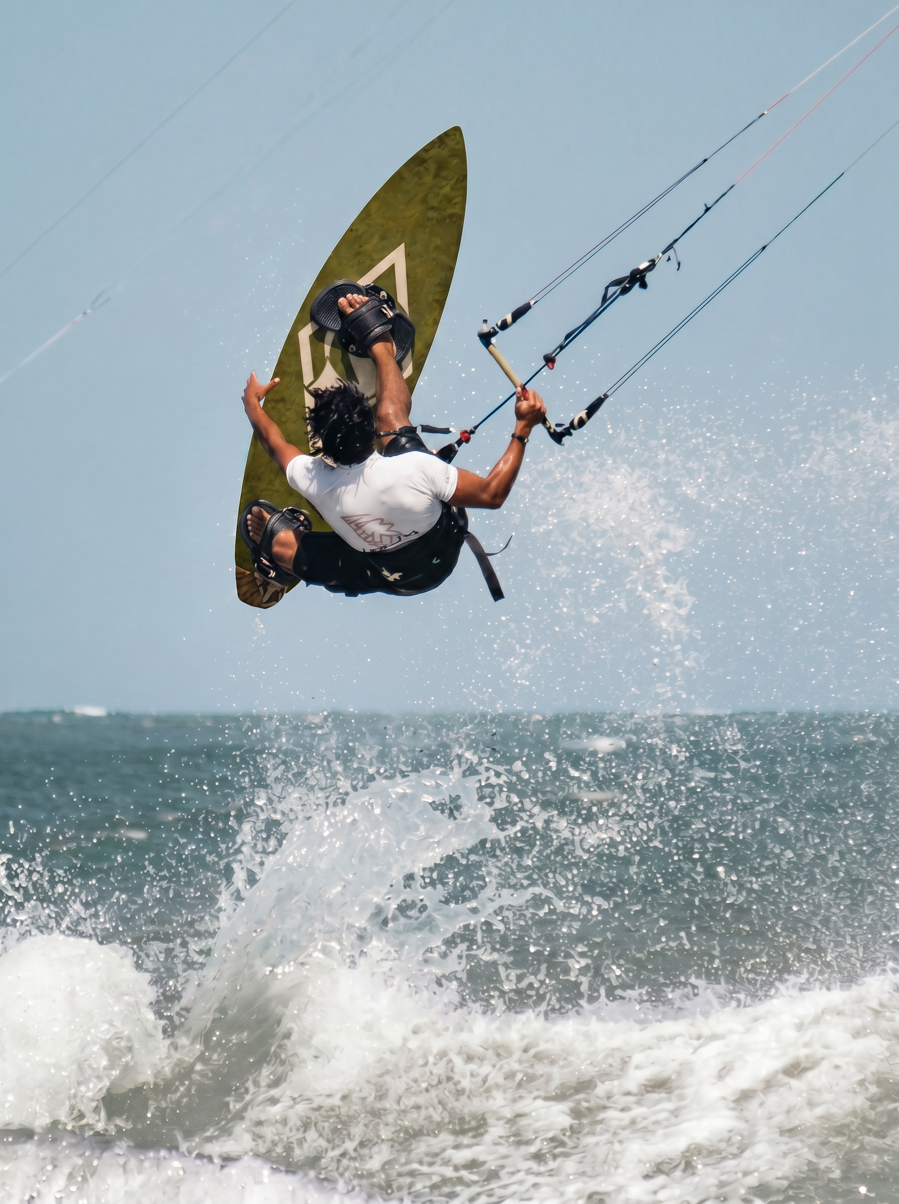 DIWAVE Competition X | Tabla de Kitesurf de Alto Rendimiento Deportivo - Imagen 4